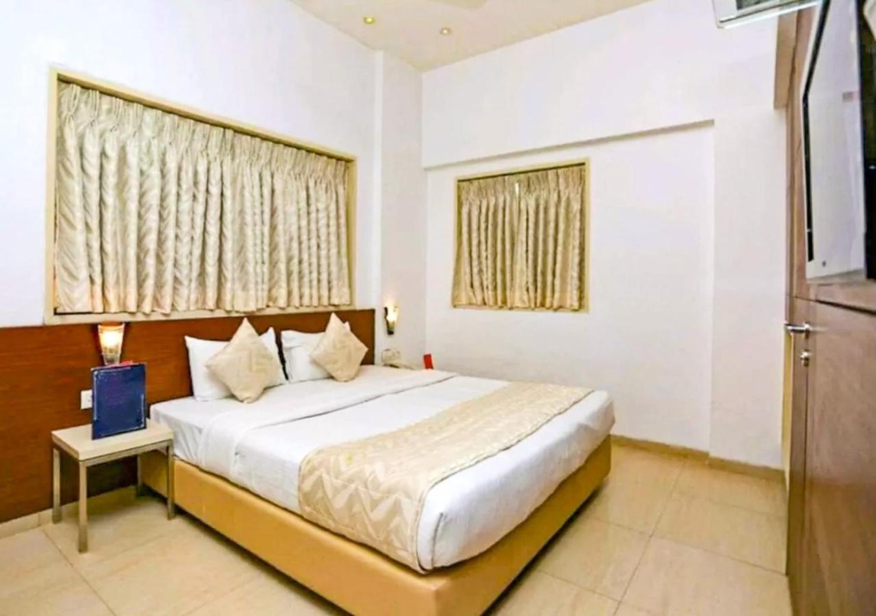 Hotel Suncity Premiere, Near To Airport Bombaj Zewnętrze zdjęcie