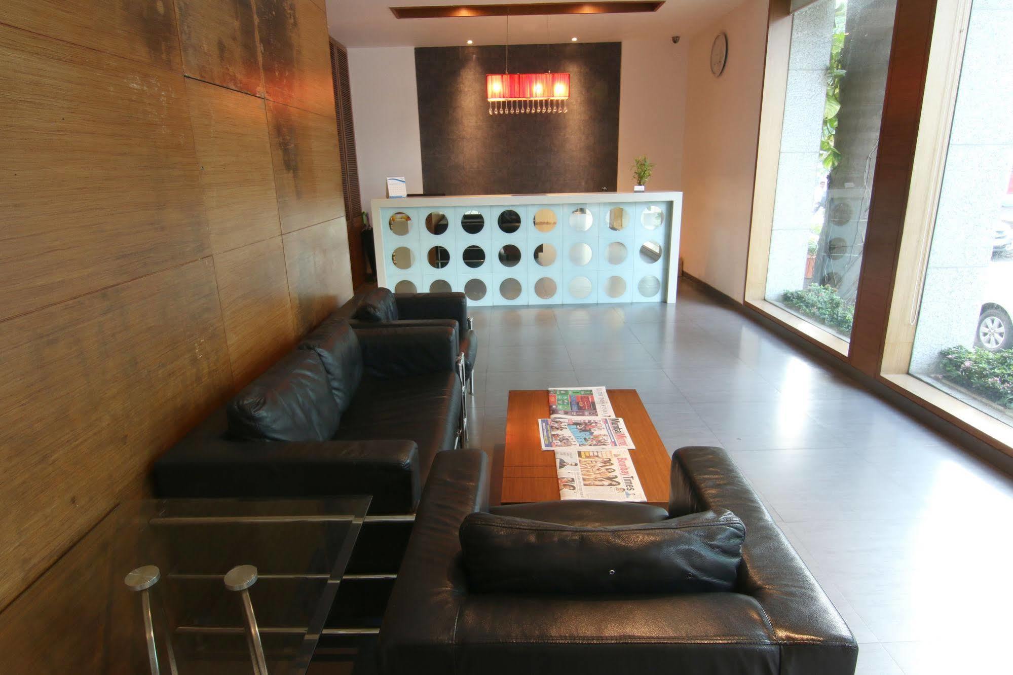 Hotel Suncity Premiere, Near To Airport Bombaj Zewnętrze zdjęcie
